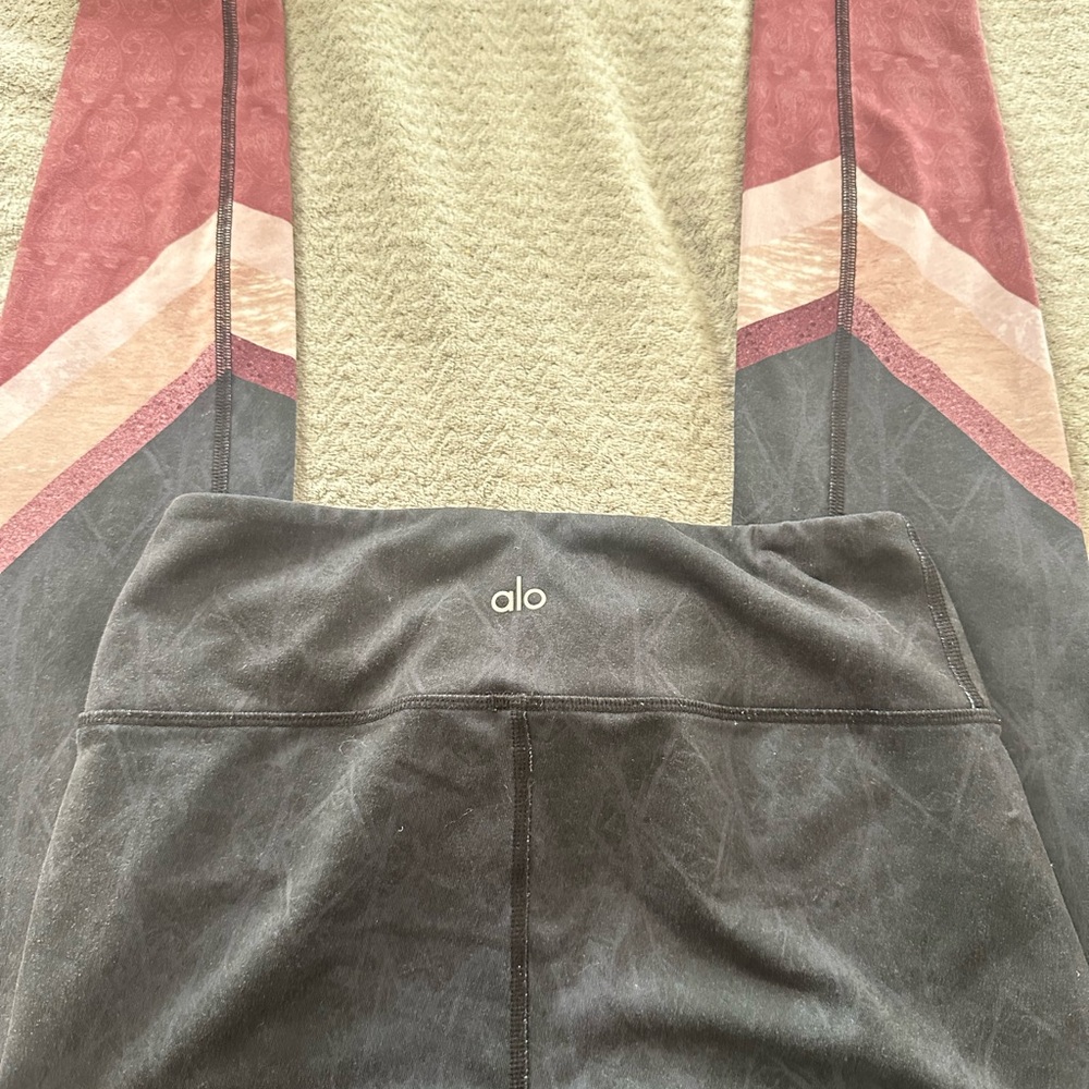 Alo Yoga Leggings with Pink and Gray Accents